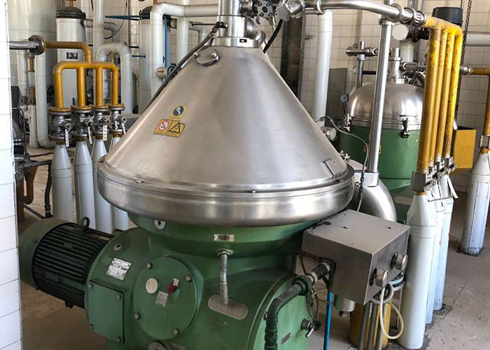 二手碟式離心機(jī)226208351217797579